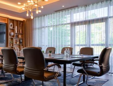 Mc Kenna Hybrid Suite